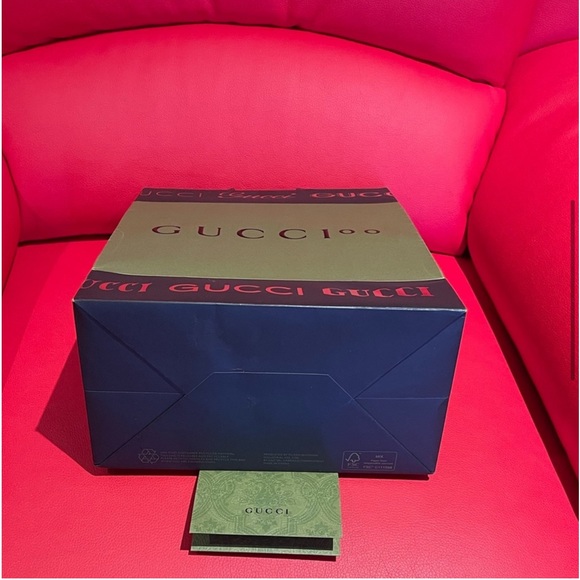 Gucci shopping bag and envelope - Picture 4 of 10